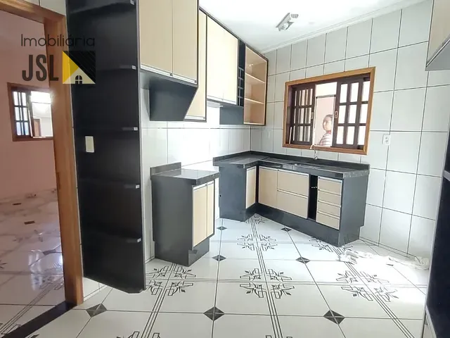 Casa com 160m² 2 quartos e 1 banheiro, à venda, no bairro Vila Santa Isabel em Caçapava