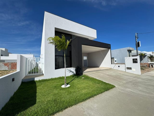 Casa com 250m² 3 quartos e 3 banheiros, à venda, no bairro Zona de Expansão (Olhos D'Agua) em Barra dos Coqueiros