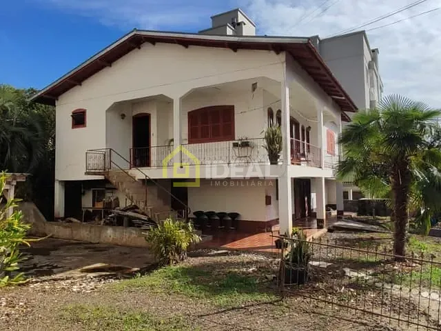 Casa 3 quartos e 2 banheiros, à venda, no bairro Liberdade em Concórdia