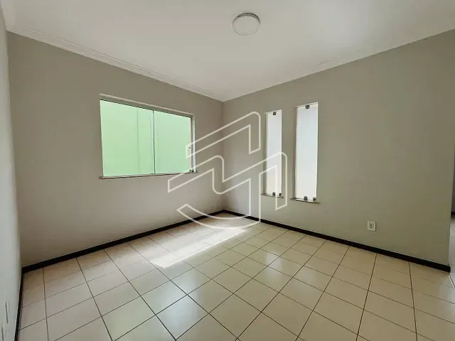 Casa 5 quartos e 4 banheiros, à venda, no bairro Parque Verde em Belém