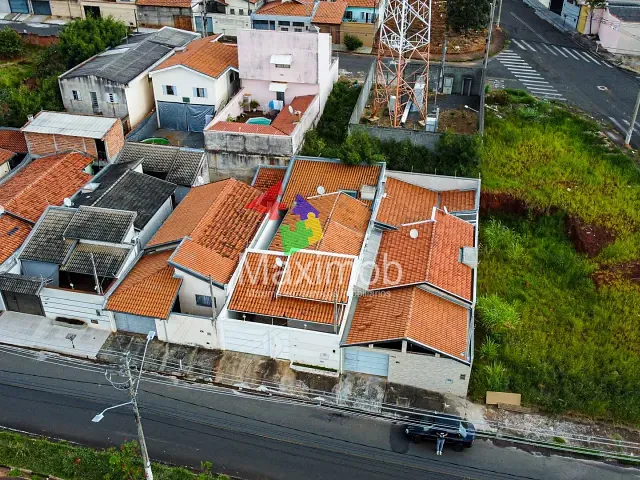 Casa com 160m² 2 quartos e 2 banheiros, à venda, no bairro Loteamento Popular Istor Luppi em Itapira