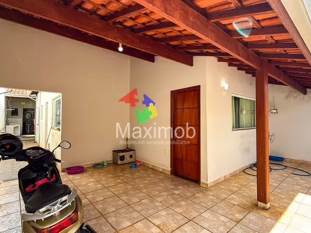 Casa com 160m² 2 quartos e 2 banheiros, à venda, no bairro Loteamento Popular Istor Luppi em Itapira