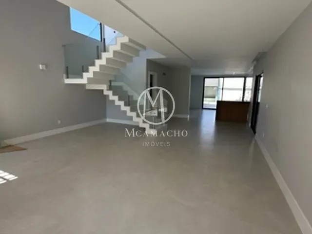 Casa 4 quartos e 5 banheiros, à venda, no bairro Barra da Tijuca em Rio de Janeiro