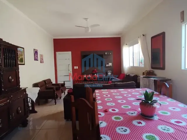 Casa com 312m² 3 quartos e 1 banheiro, à venda, no bairro Alto Da Estação em Ituverava