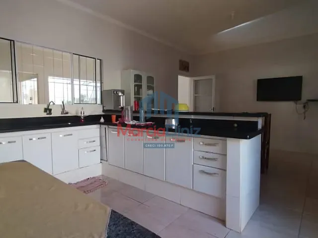 Casa com 312m² 3 quartos e 1 banheiro, à venda, no bairro Alto Da Estação em Ituverava