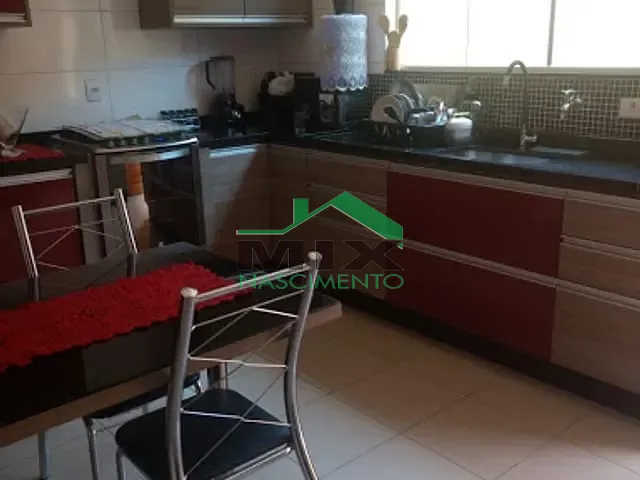 Casa com 200m² 3 quartos e 1 banheiro, à venda, no bairro Taboão em São Bernardo do Campo