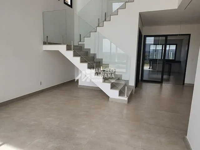 Casa com 360m² 4 quartos e 3 banheiros, à venda, no bairro Boa Vista em Vitória da Conquista