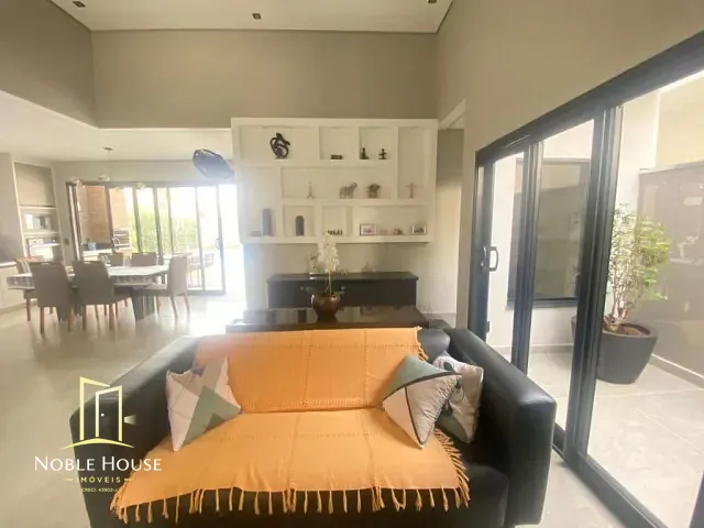 Casa 3 quartos e 3 banheiros, à venda, no bairro Fazenda Santana em Valinhos