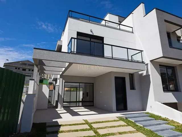 Casa com 233m² 4 quartos e 5 banheiros, à venda, no bairro Pilarzinho em Curitiba