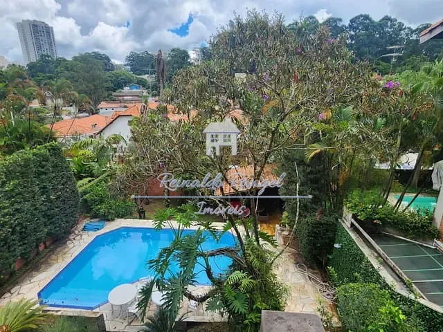 Casa com 560m² 3 quartos e 5 banheiros, à venda, no bairro Jardim Marajoara em São Paulo