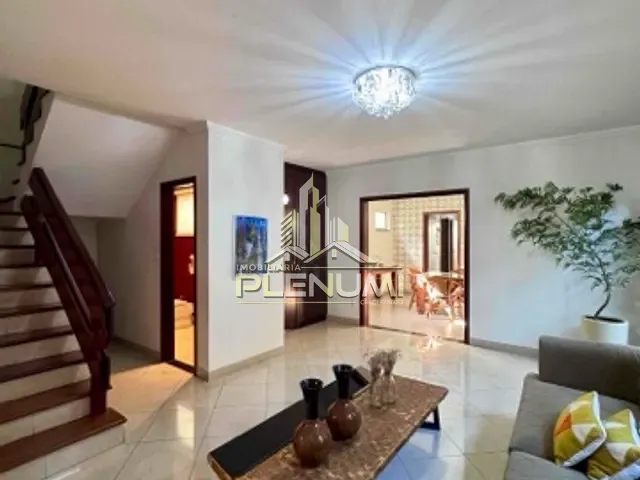 Casa 3 quartos e 4 banheiros, à venda, no bairro Vila Operária em Sumaré