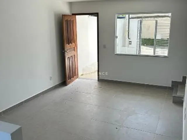 Casa 2 quartos e 2 banheiros, à venda, no bairro 9 de Abril em Barra Mansa