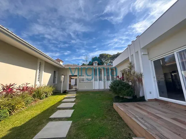 Casa 3 quartos e 4 banheiros, à venda, no bairro Rincão em Novo Hamburgo