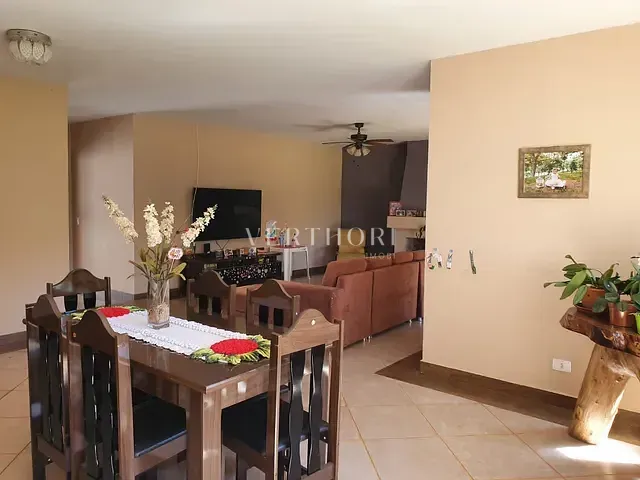 Casa com 501m² 3 quartos e 3 banheiros, à venda, no bairro Granville Parque Residencial em Londrina