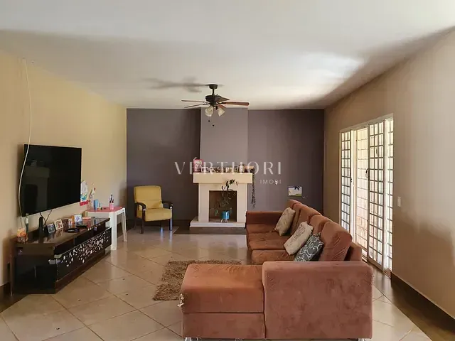 Casa com 501m² 3 quartos e 3 banheiros, à venda, no bairro Granville Parque Residencial em Londrina