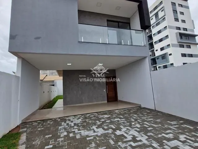 Casa com 300m² 2 quartos e 3 banheiros, à venda, no bairro Jardim das Itaúbas em Sinop