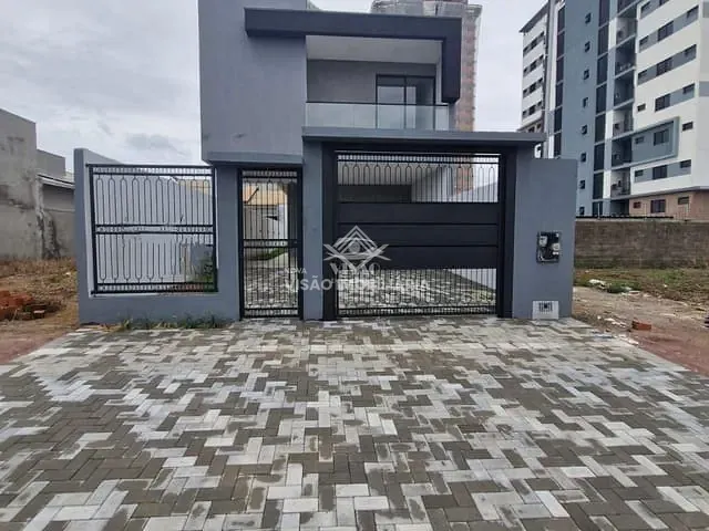 Casa com 300m² 2 quartos e 3 banheiros, à venda, no bairro Jardim das Itaúbas em Sinop