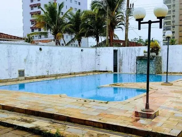 Casa 6 quartos e 3 banheiros, à venda, no bairro Flórida em Praia Grande