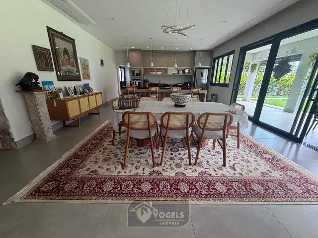Casa com 411m² 4 quartos e 5 banheiros, à venda, no bairro Palm Park em Holambra