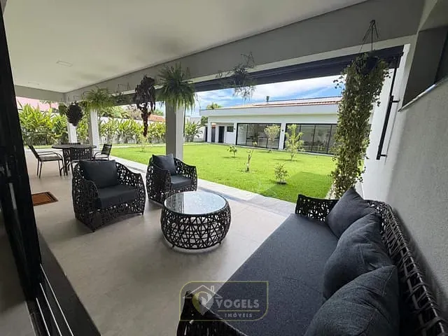 Casa com 411m² 4 quartos e 5 banheiros, à venda, no bairro Palm Park em Holambra