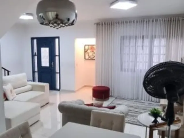 Casa 3 quartos e 4 banheiros, à venda, no bairro Jardim Santo Antônio em Santo André