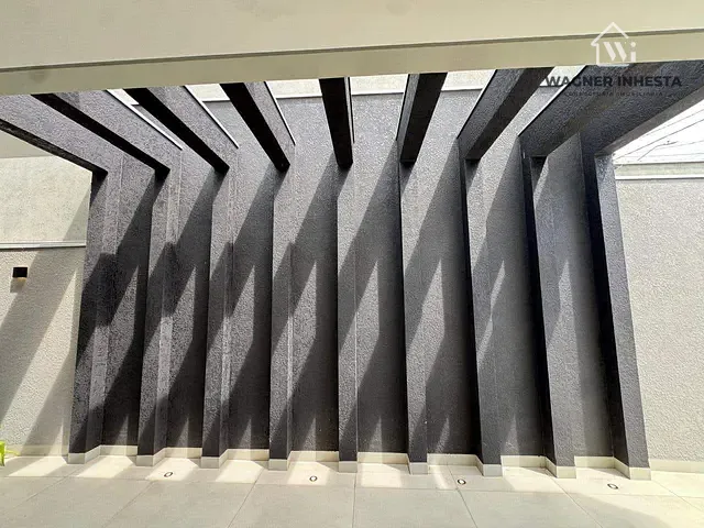 Casa 3 quartos e 3 banheiros, à venda, no bairro Jardim Oriental em Maringá