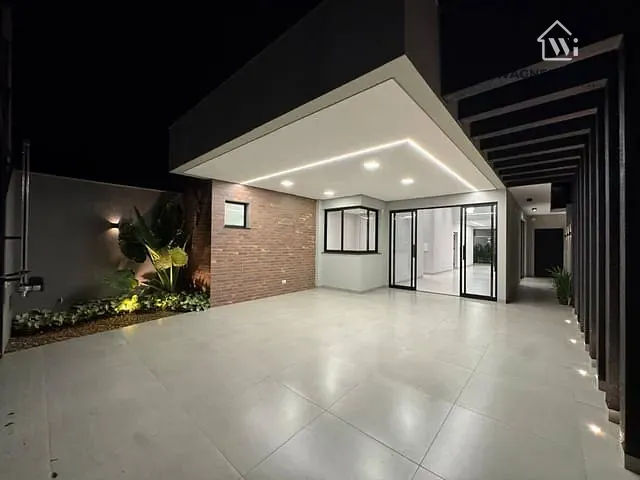 Casa 3 quartos e 3 banheiros, à venda, no bairro Jardim Oriental em Maringá
