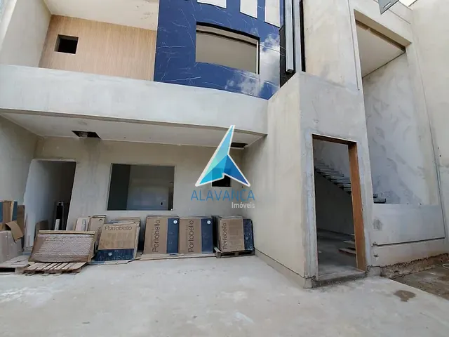 Casa com 174m² 3 quartos e 1 banheiro, à venda, no bairro Grã-Duquesa em Governador Valadares