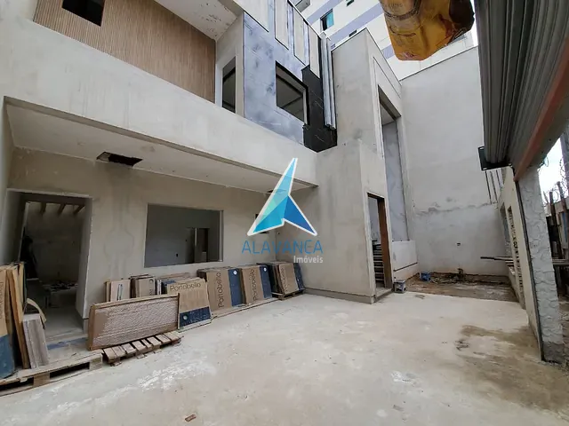 Casa com 174m² 3 quartos e 1 banheiro, à venda, no bairro Grã-Duquesa em Governador Valadares