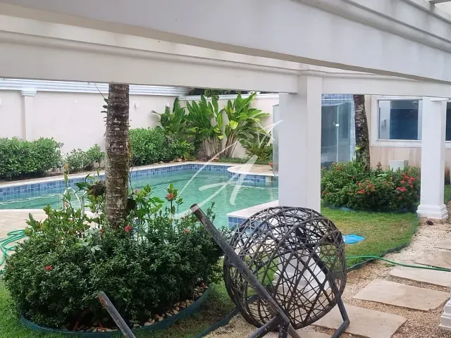 Casa 7 quartos e 9 banheiros, à venda, no bairro Jardim Acapulco em Guarujá