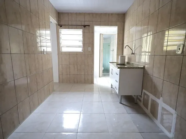 Casa 1 quarto e 1 banheiro, para alugar, no bairro Vila Francisco Matarazzo em Santo André
