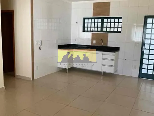 Casa com 300m² 2 quartos e 1 banheiro, para alugar, no bairro Cidade Universitária em Campinas