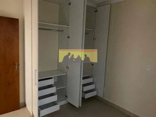 Casa com 300m² 2 quartos e 1 banheiro, para alugar, no bairro Cidade Universitária em Campinas
