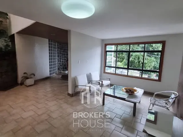 Casa com 620m² 4 quartos e 4 banheiros, à venda, no bairro Bairro de Lourdes em Vitória