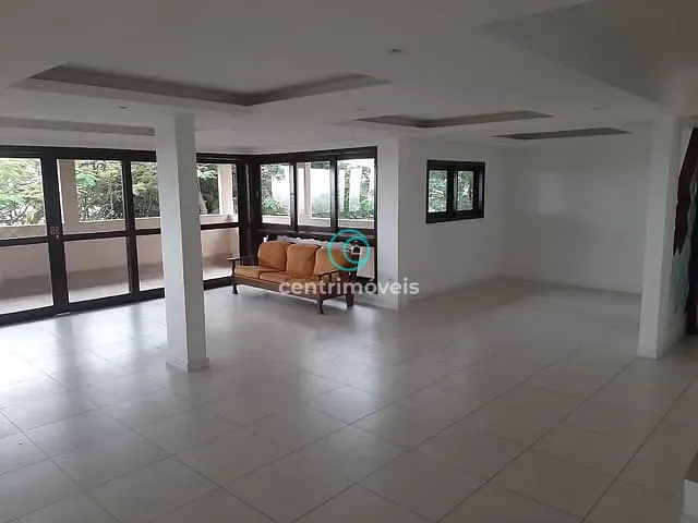 Casa com 340m² 4 quartos e 5 banheiros, à venda, no bairro Itanhangá em Rio de Janeiro