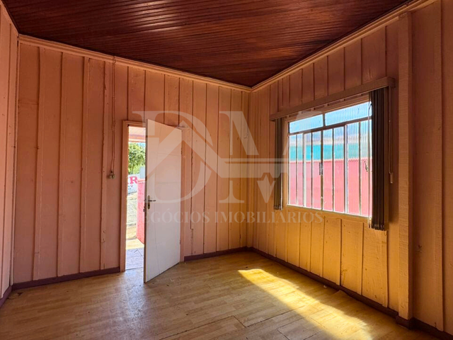 Casa 3 quartos e 1 banheiro, para alugar, no bairro Cidade Alta em Jaguariaíva