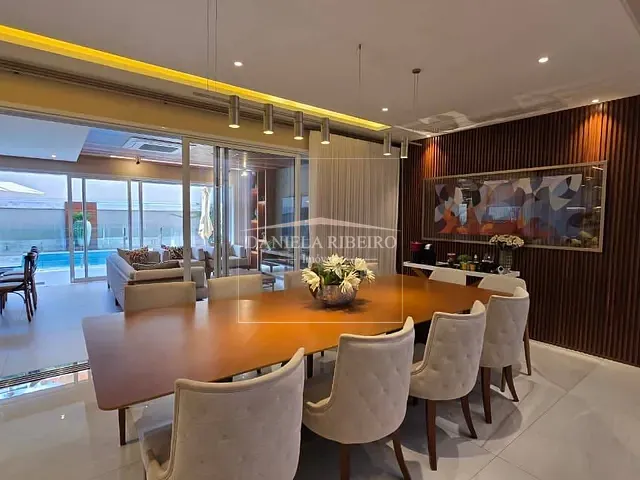 Casa com 600m² 5 quartos e 7 banheiros, à venda, no bairro Vivendas do Arvoredo em Londrina