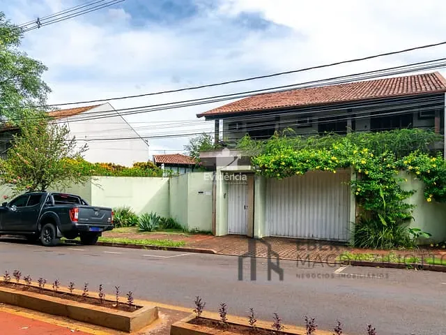 Casa com 1262m² 4 quartos e 6 banheiros, à venda, no bairro Guanabara em Londrina