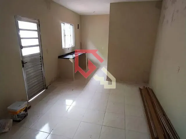 Casa 1 quarto e 1 banheiro, para alugar, no bairro Jardim Itapark em Mauá