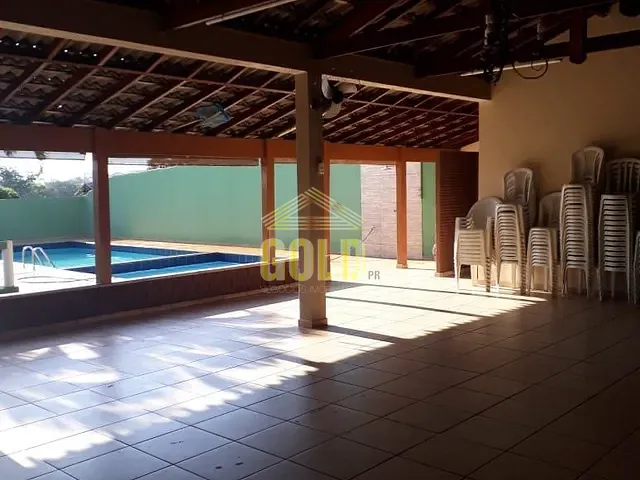 Casa com 450m², à venda, no bairro Colúmbia em Londrina