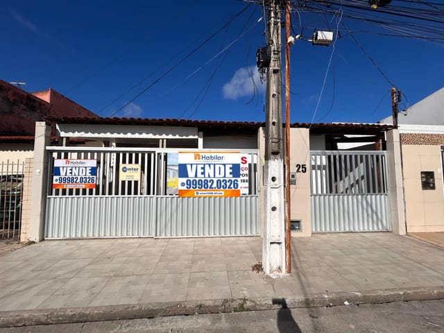 Casa com 180m², à venda, no bairro Jardins em Aracaju