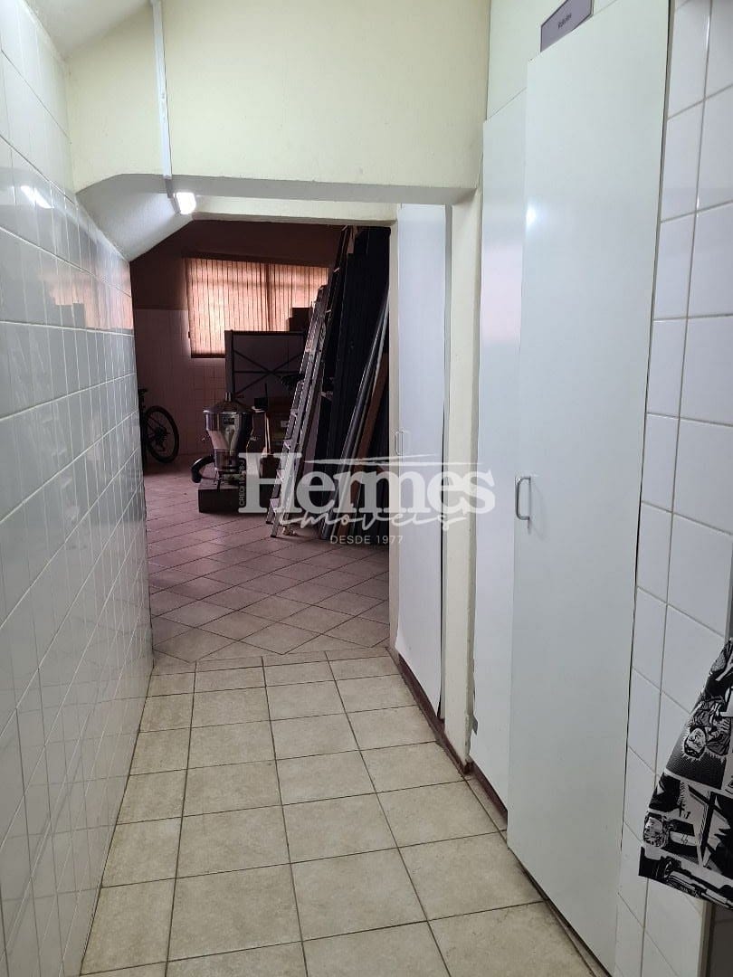 Casa, 6 quartos, 600 m² - Foto 7