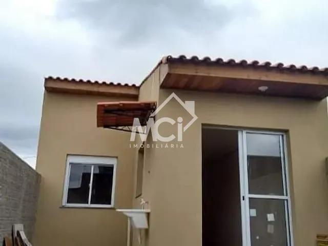 Casa 2 quartos e 1 banheiro, à venda, no bairro Três Vendas em Pelotas