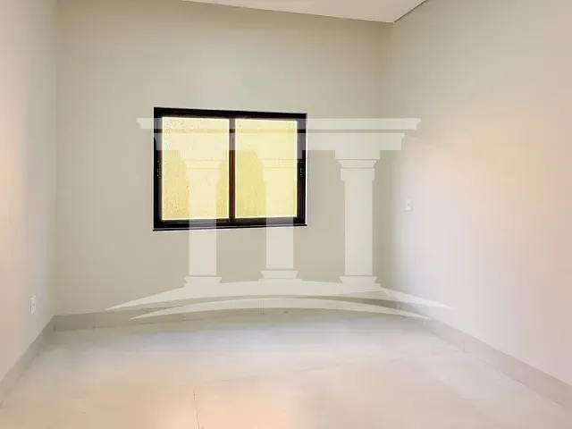 Casa com 300m² 2 quartos e 2 banheiros, à venda, no bairro Residencial Riviera Suíça I em Sinop