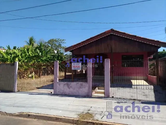 Casa com 500m² 3 quartos e 2 banheiros, à venda, no bairro Jardim Dom Bosco em Rondonópolis