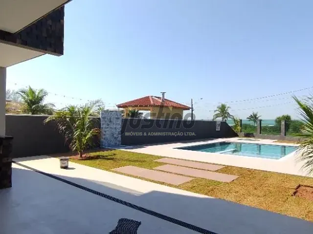 Casa com 450m² 4 quartos e 2 banheiros, à venda, no bairro Bopiranga em Itanhaém