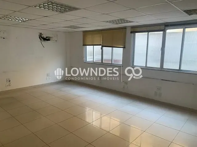 Casa para alugar, no bairro Botafogo em Rio de Janeiro