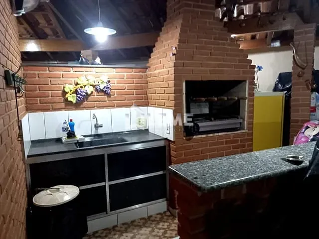 Casa 3 quartos e 3 banheiros, à venda, no bairro Jardim São Domingos em Mococa
