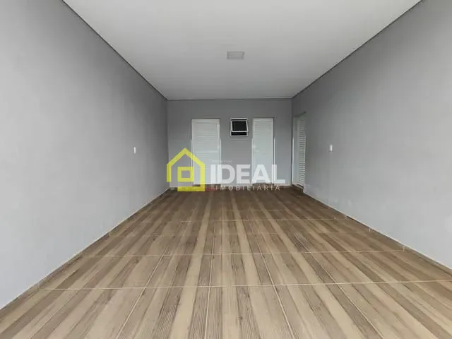 Casa 3 quartos e 2 banheiros, à venda, no bairro Guilherme Reich em Concórdia