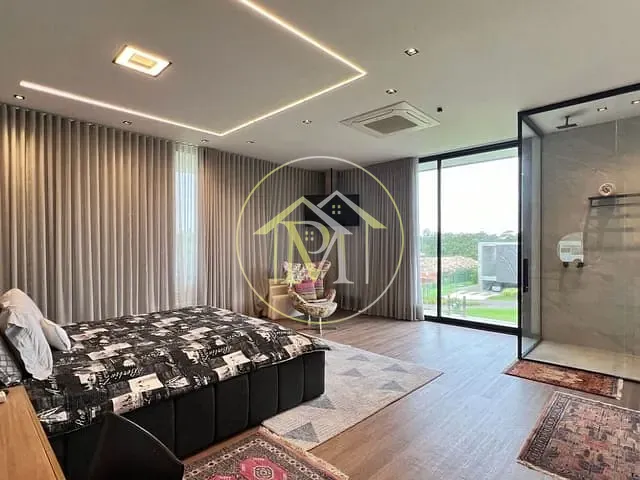 Casa com 2394m² 5 quartos e 8 banheiros, à venda, no bairro Vila Martins em Itu